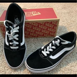 Vans Ward Lo Suede Sneaker